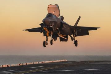 开云官网-马丁内利光芒四射，玻利维亚爆冷斩落比利时，足球世界的奇迹之夜