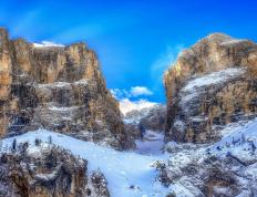 开云体育app-范弗利特惊天爆发，上海队巅峰对决力挫鹈鹕展雄风