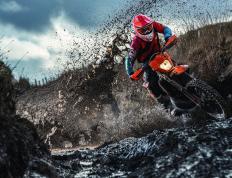 开云体育官方网站-加维的手术刀，一场防线解剖学的现代教学