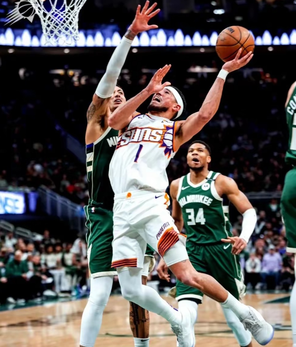 开云体育平台APP-雄鹿主场大胜太阳，保持不败