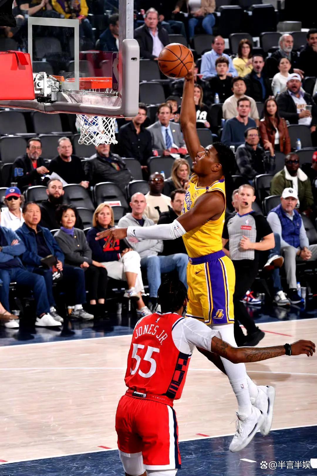 开云体育中国-篮网客场大胜独行侠，结束连败