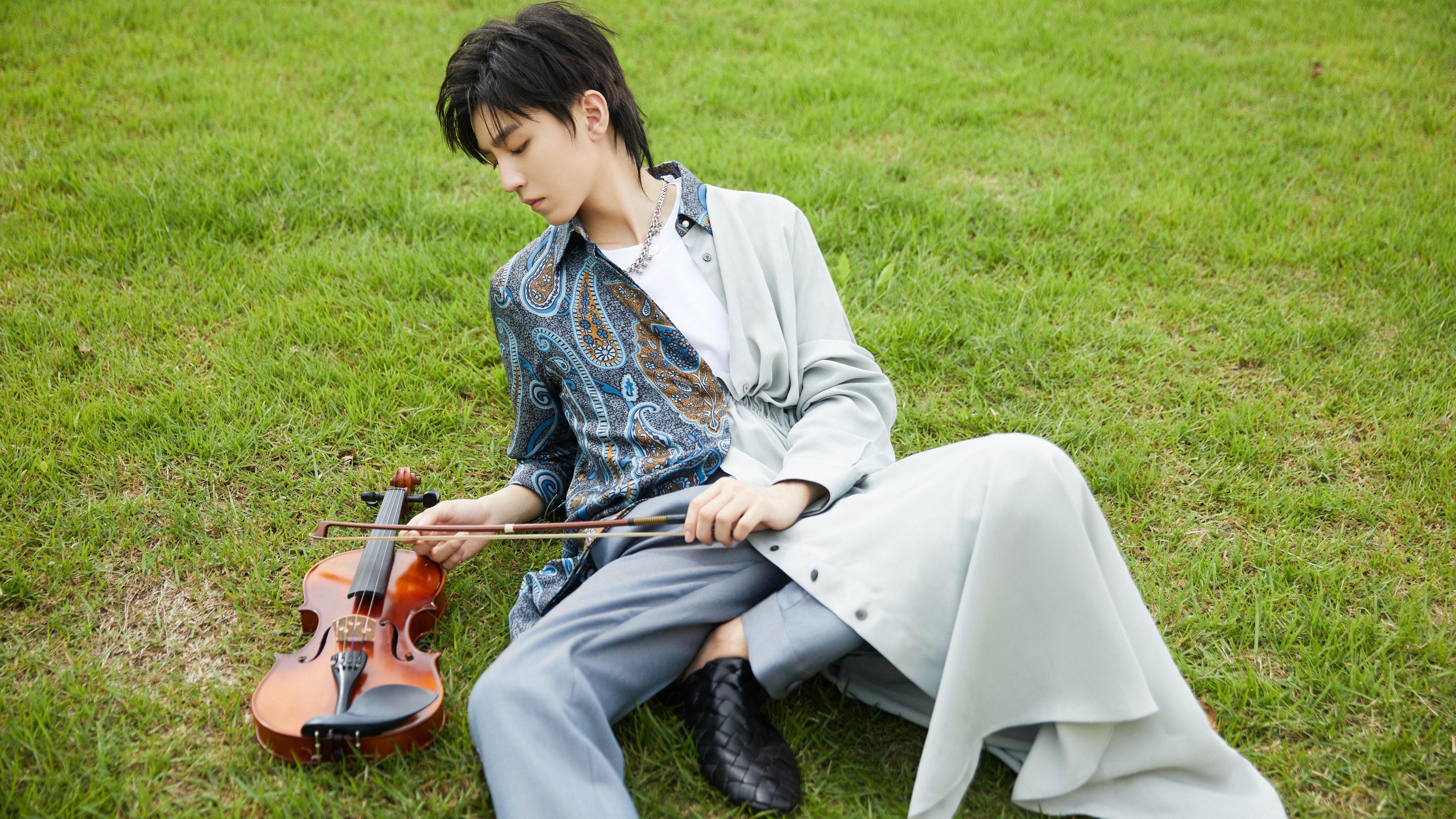 开云体育中国-布克双面狂飙引爆铁血洪流，吉林队用窒息式连击驯服公牛