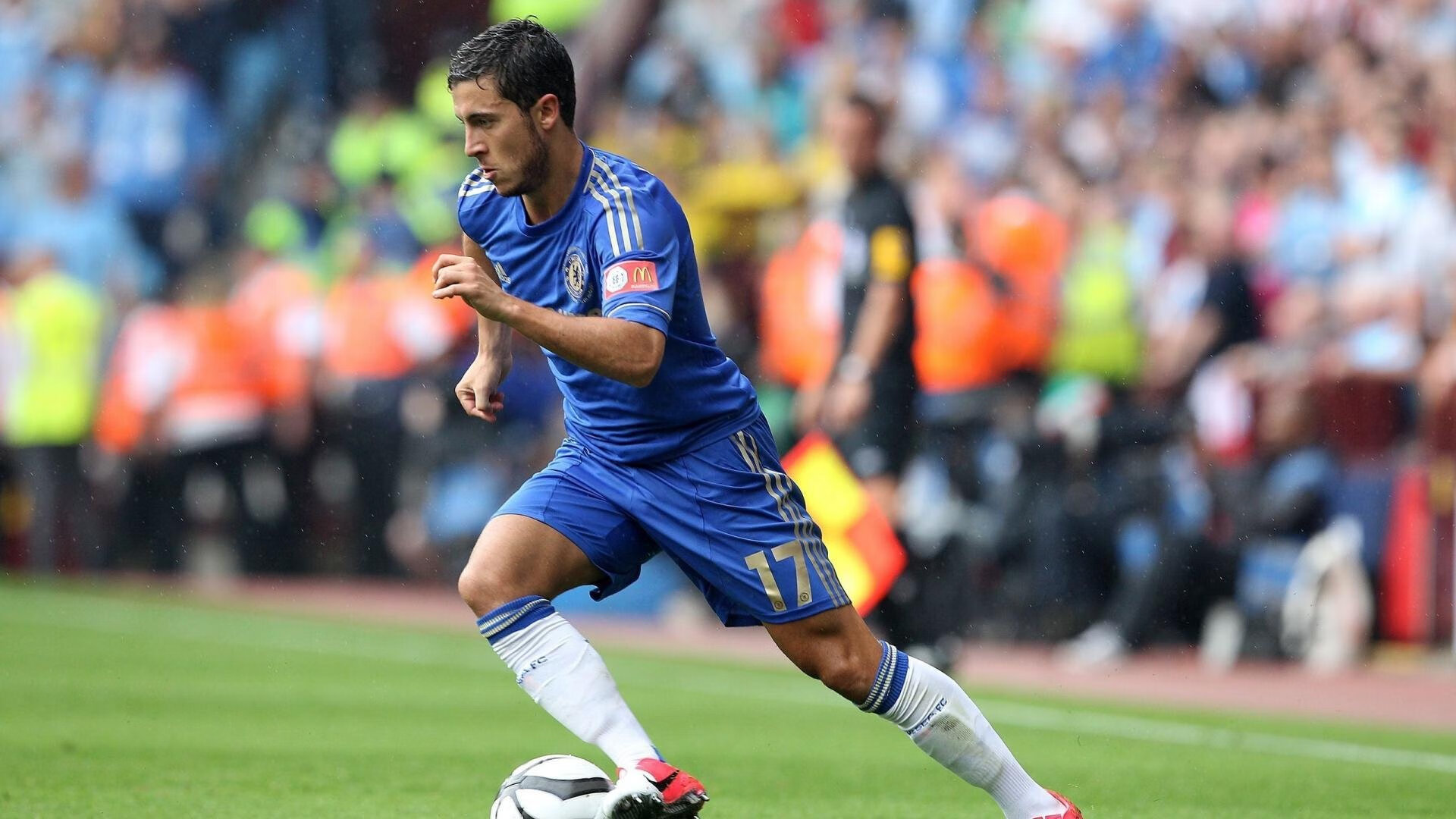 开云体育-速度与荣耀，F1新赛季揭幕战激战巴林，切尔西提前称霸终结英格兰足球悬念